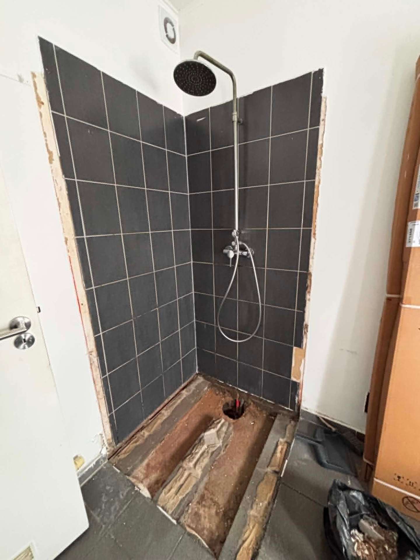 PENDANT — Dépose de la cabine et préparation du receveur